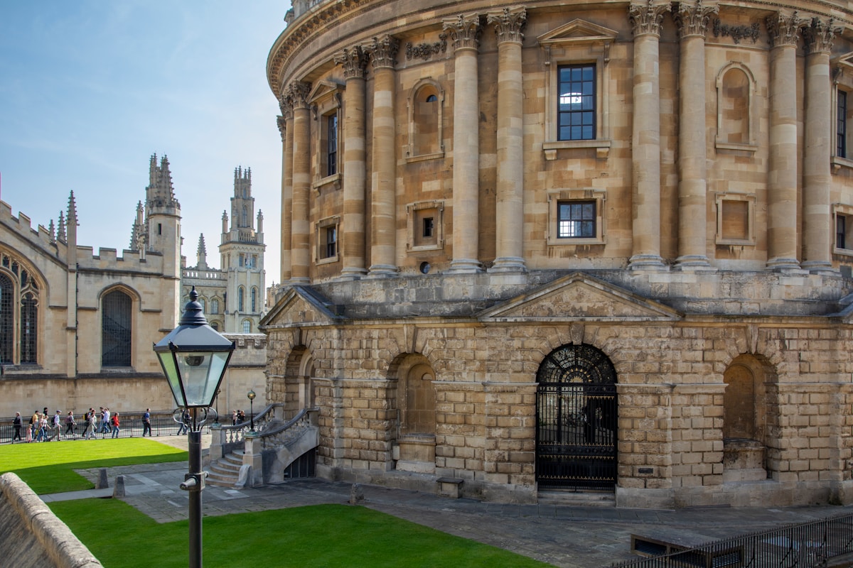 Historic Oxford university buildings